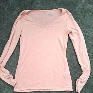 Hollister Women's Long Sleeve  Stretchable V Neck Shirt Medium
